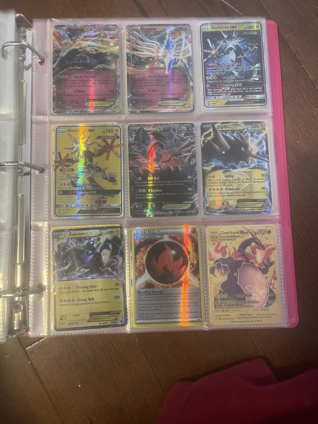Gold Pokemon Cards - photo 3
