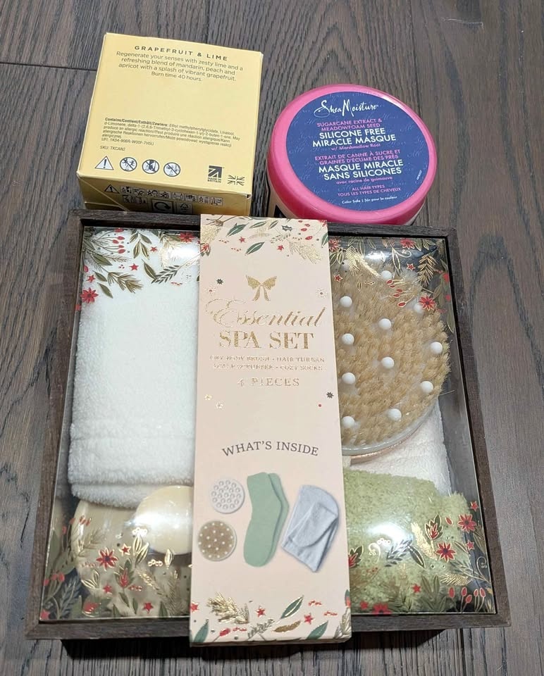 Luxury Self-Care & Spa Gift Set (Brand New)