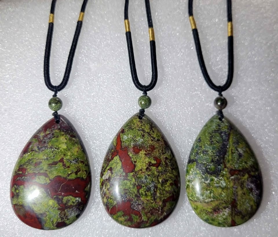Crystal - Dragonblood Crystal necklace - photo 3