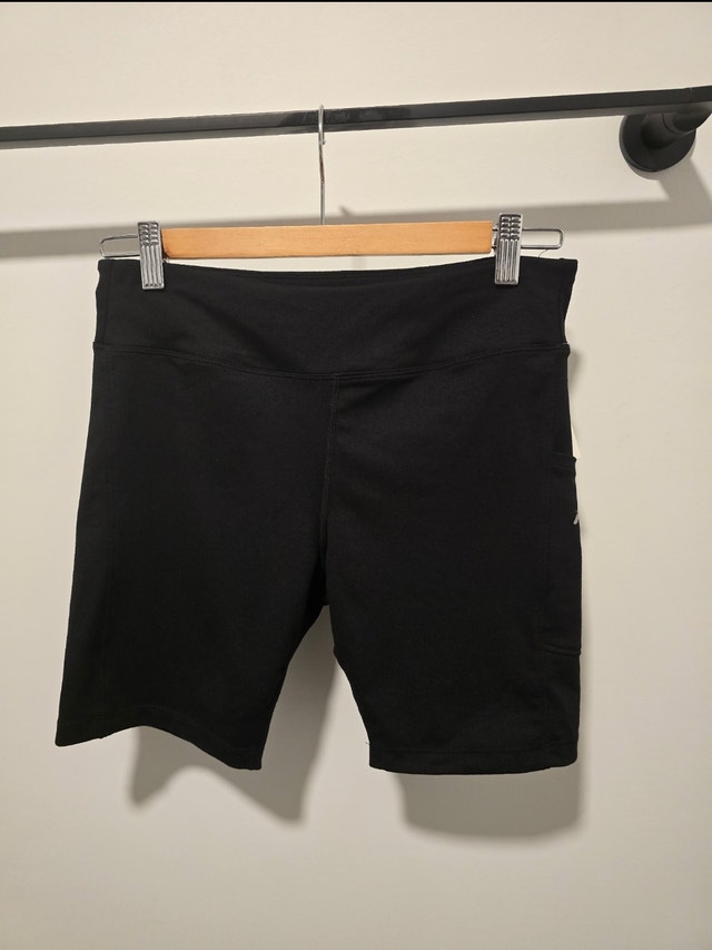 Brand new FILA womens M fitness bottoms tags still on
