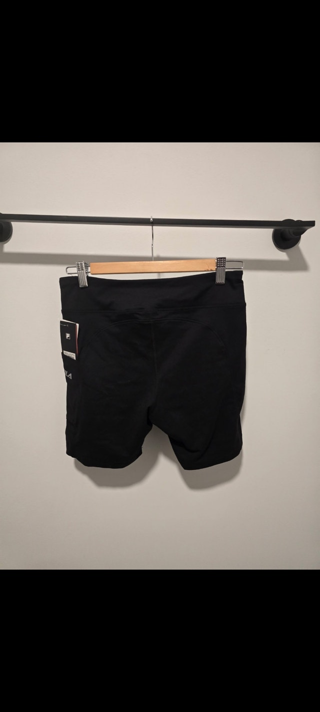 Brand new FILA womens M fitness bottoms tags still on - photo 3