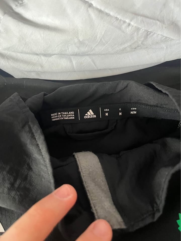 Adidas Toronto Marlies/St. Pats Windbreaker - Black - photo 2