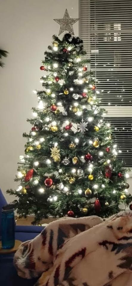 NOMA 6.5ft Pre-Lit Colour-Changing Christmas Tree - photo 5