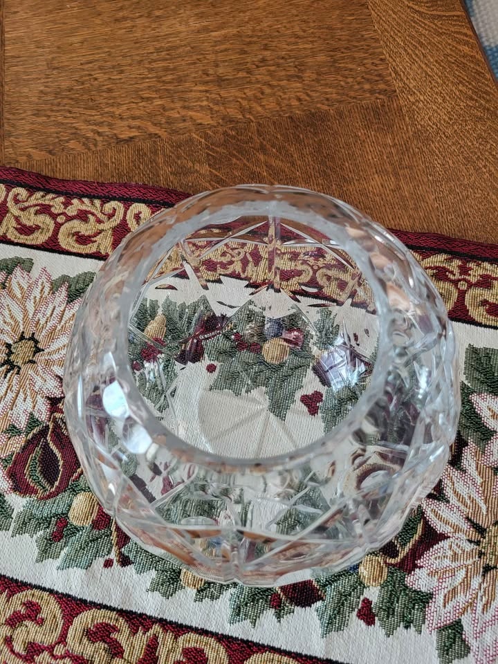 Cross and Olive Crystal Bowl - photo 3