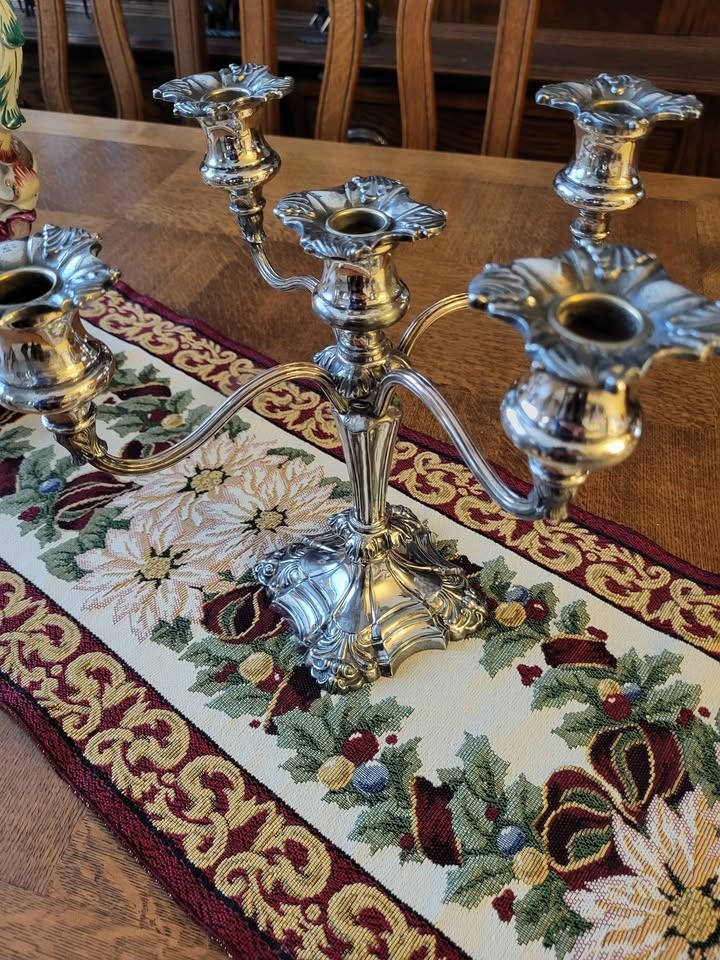 Vintage 5 Arm Coronet Plate Candelabra - photo 3