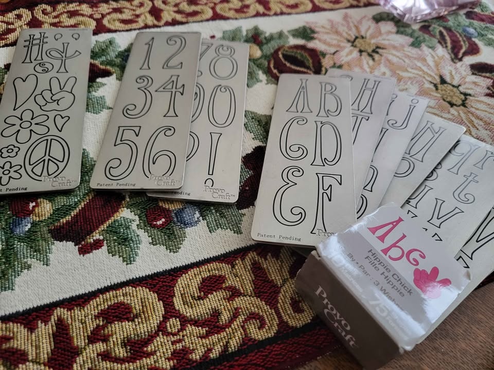5 Sizzix Bigz Dies & Cuttlebug Alphabets/Numbers Set - $30 - photo 2