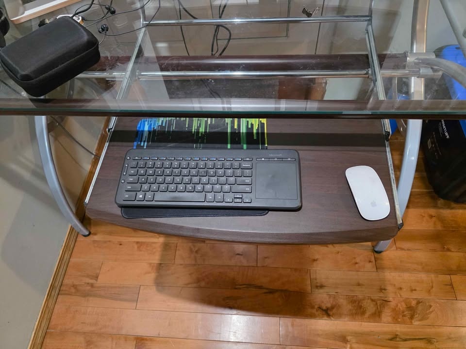 Glass Top Computer Desk w Keyboard Tray - photo 2