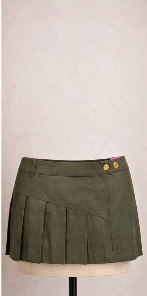 Olive Green Pleated Mini Skirt - M
