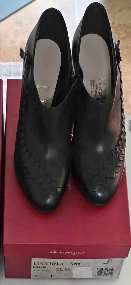Ferragamo Heels - Size 7
