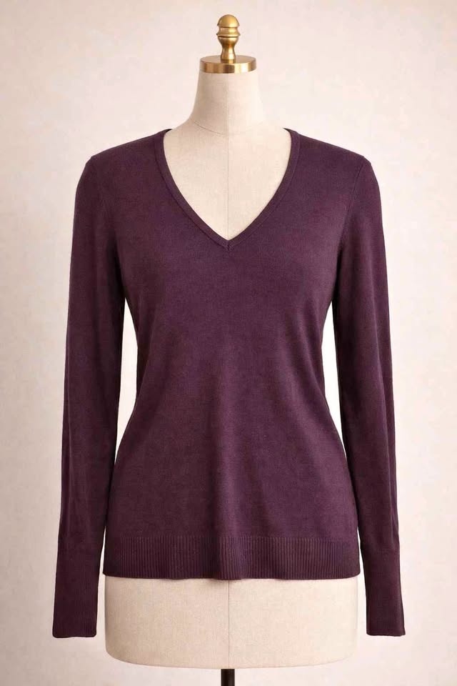 United Colors of Benetton Purple sweater/top - S