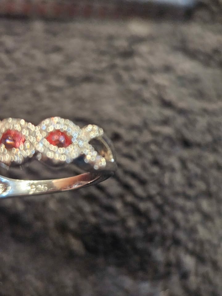 Ring Size 8 Sterling Silver $60 womens Ring - photo 3