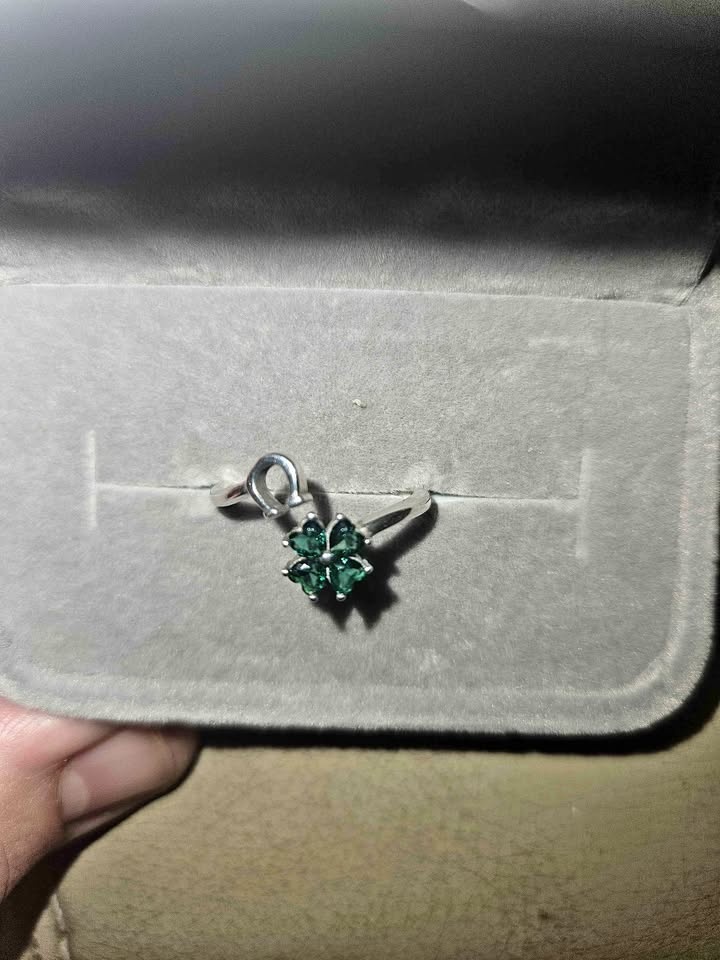 Ladies Ring Size 7 Sterling Silver Band $60