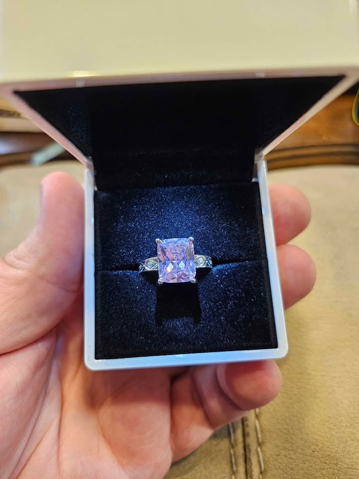 Lady's Ring Size 10 Sterling Silver Band, Pink CZ Stone $60 - photo 2