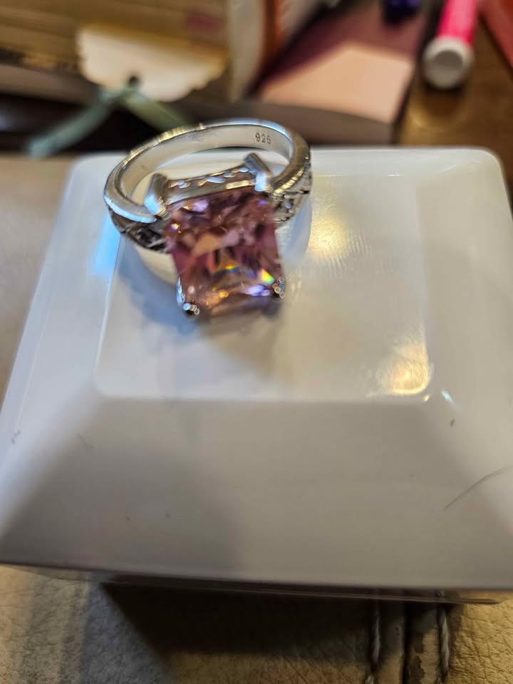 Lady's Ring Size 10 Sterling Silver Band, Pink CZ Stone $60 - photo 3