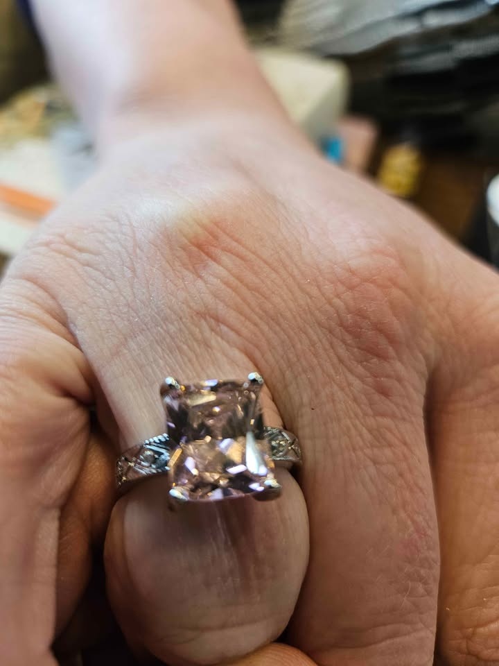 Lady's Ring Size 10 Sterling Silver Band, Pink CZ Stone $60 - photo 4