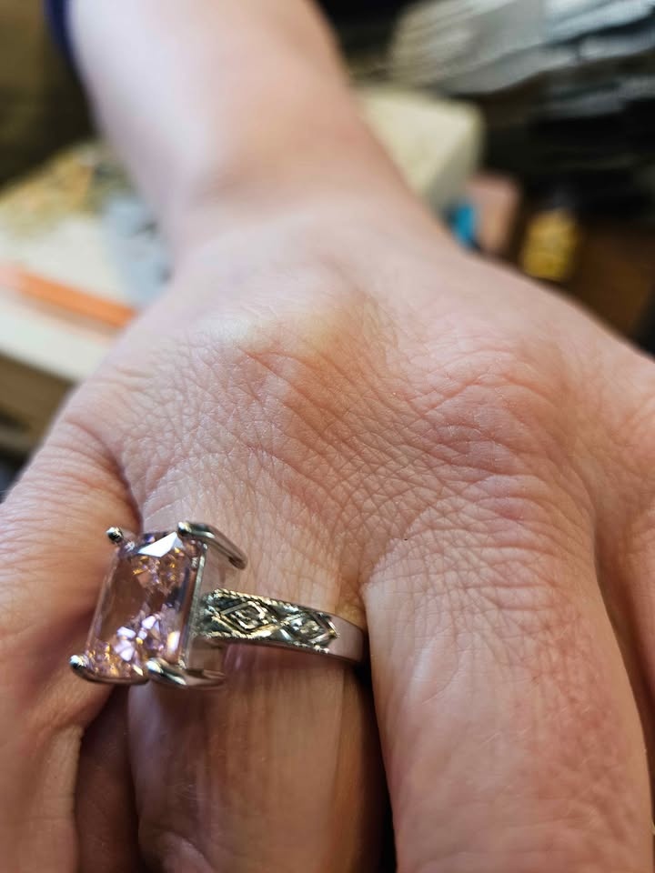 Lady's Ring Size 10 Sterling Silver Band, Pink CZ Stone $60 - photo 5