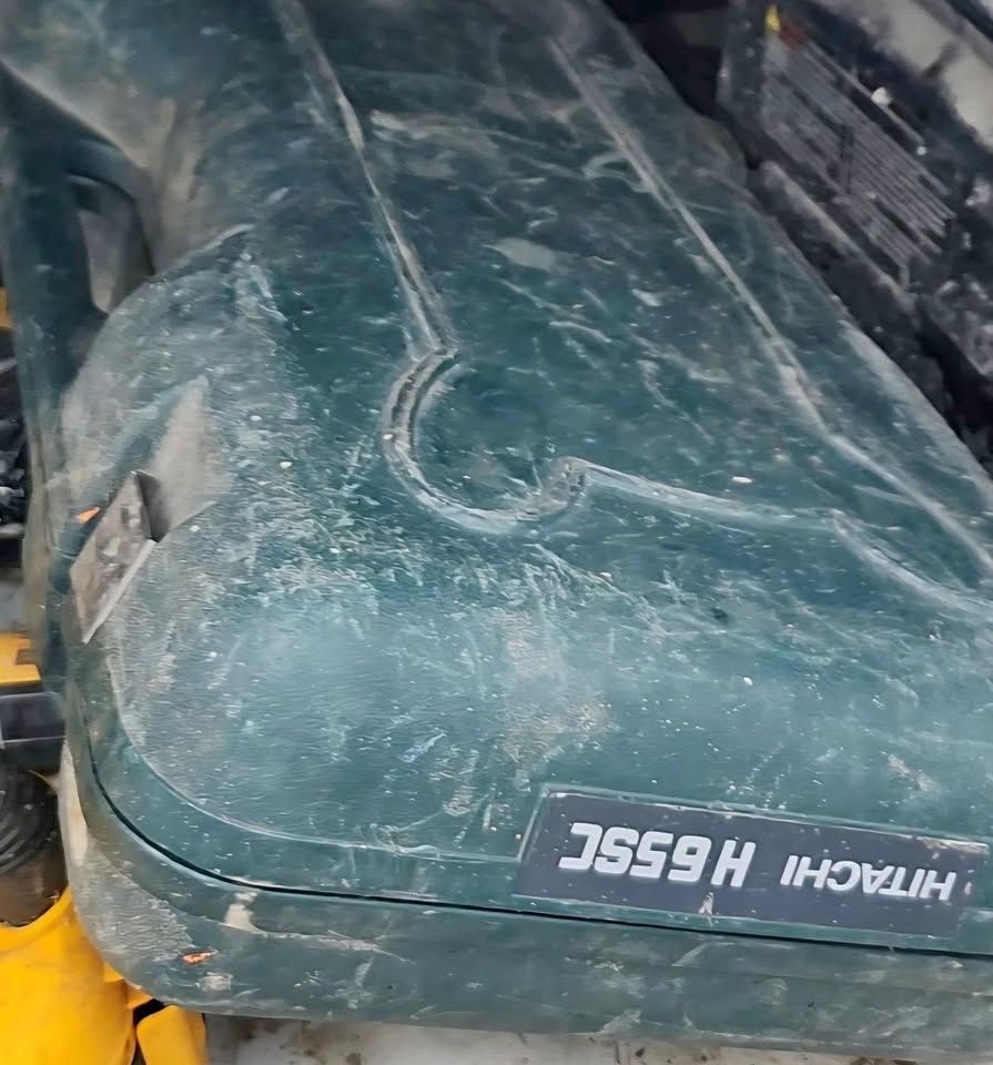 Hitachi portable jackhammer corded 4 sale