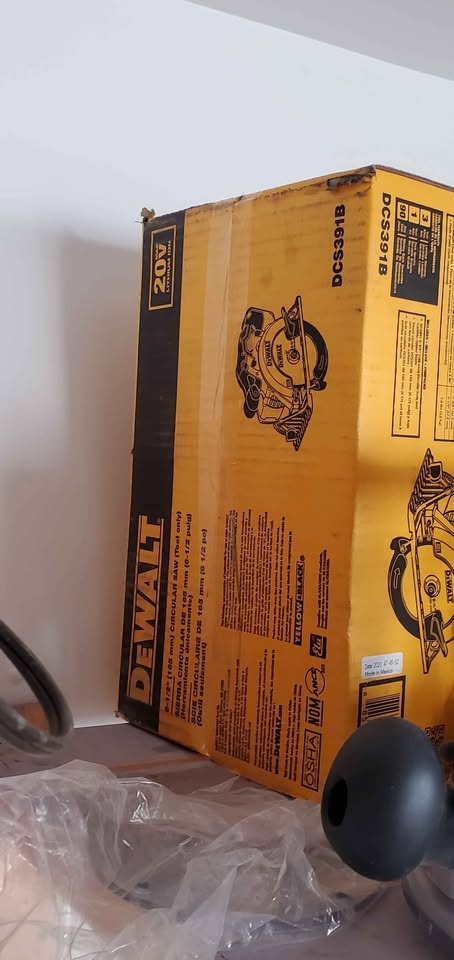 Dewalt Jobsite Tools & Accessories - photo 2
