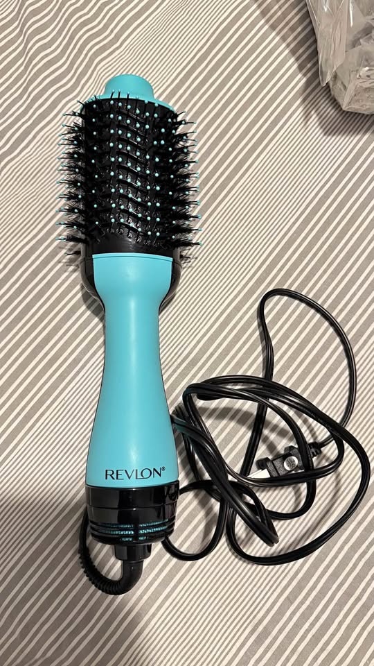 Revlon One-Step Hair Dryer Volumizer Teal