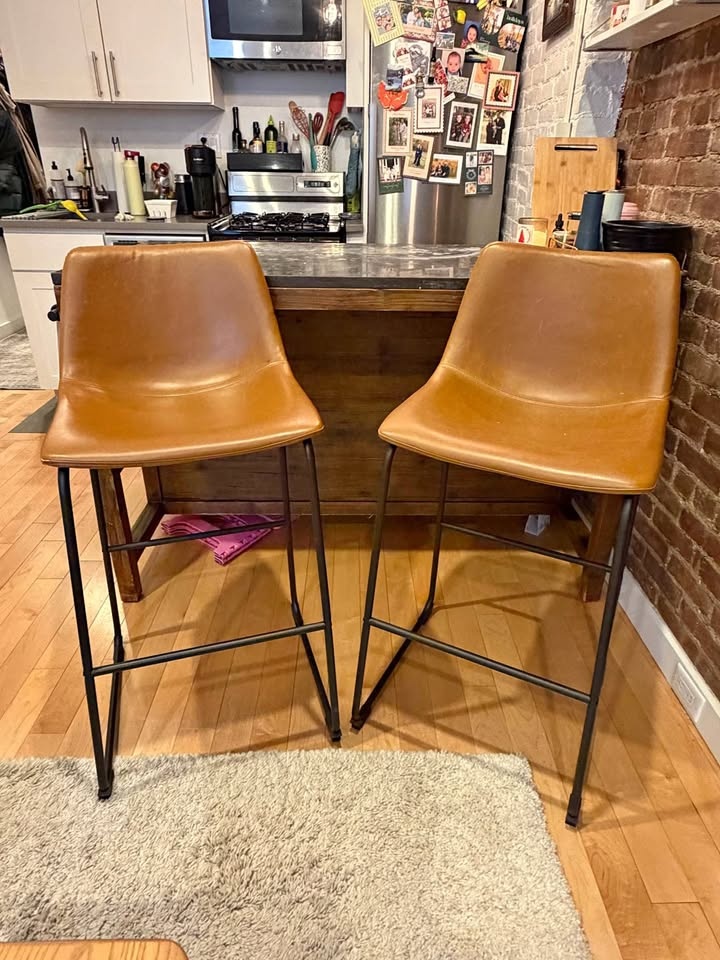 Counter Height Bar Stools with Back