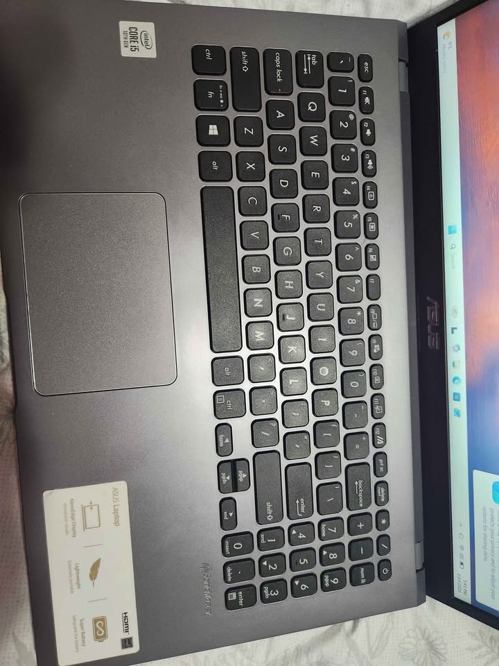 ASUS VivoBook 15 - photo 2
