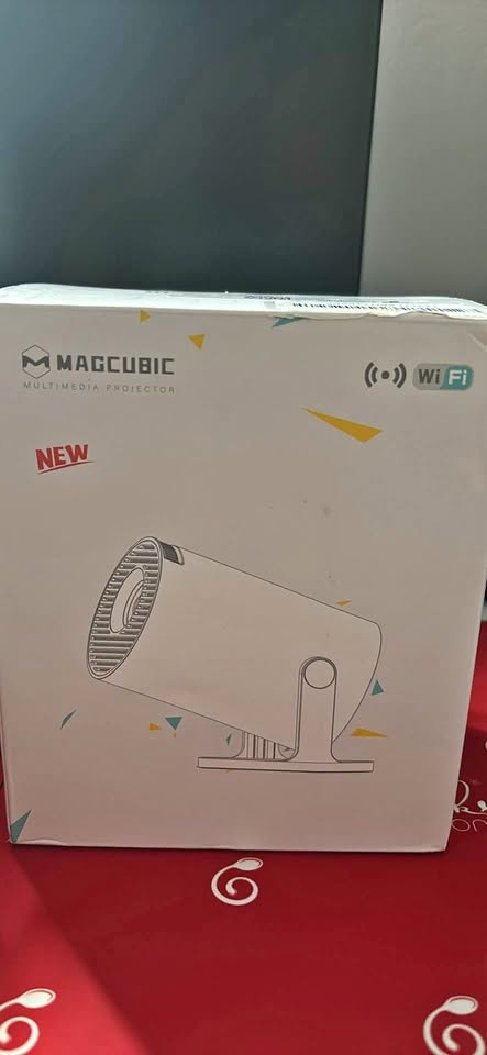 MAGCUBIC Multimedia Projector WiFi New