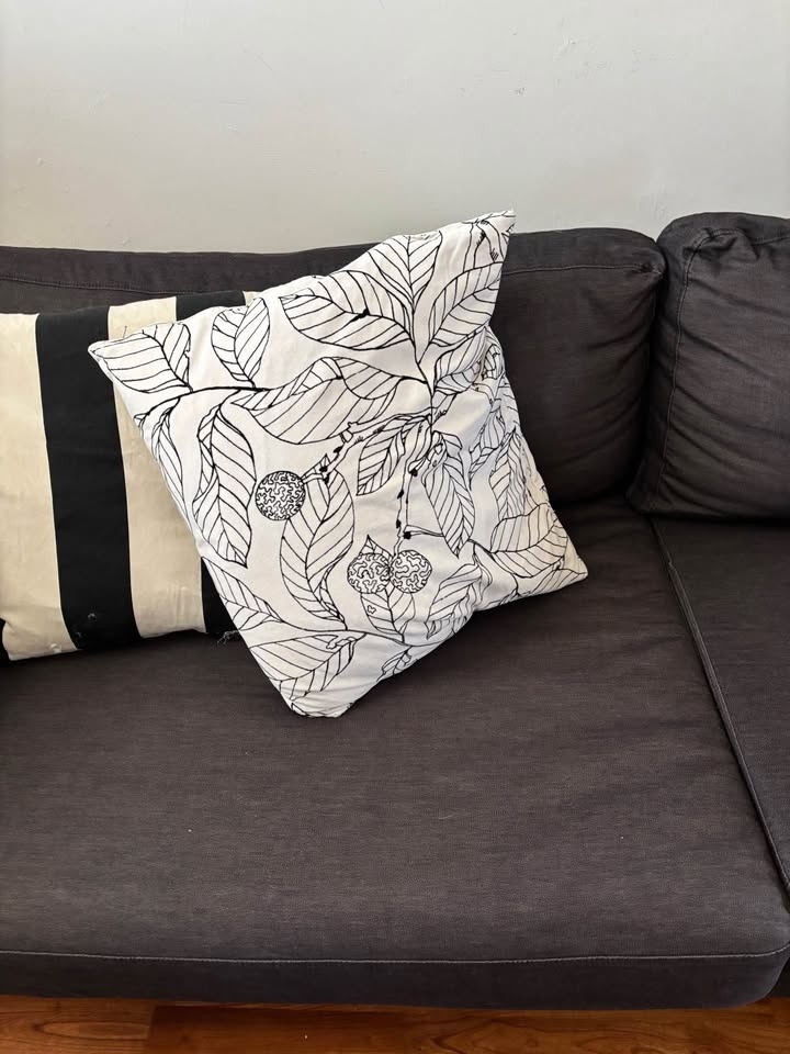 Sofa - dark grey - moving! - photo 4