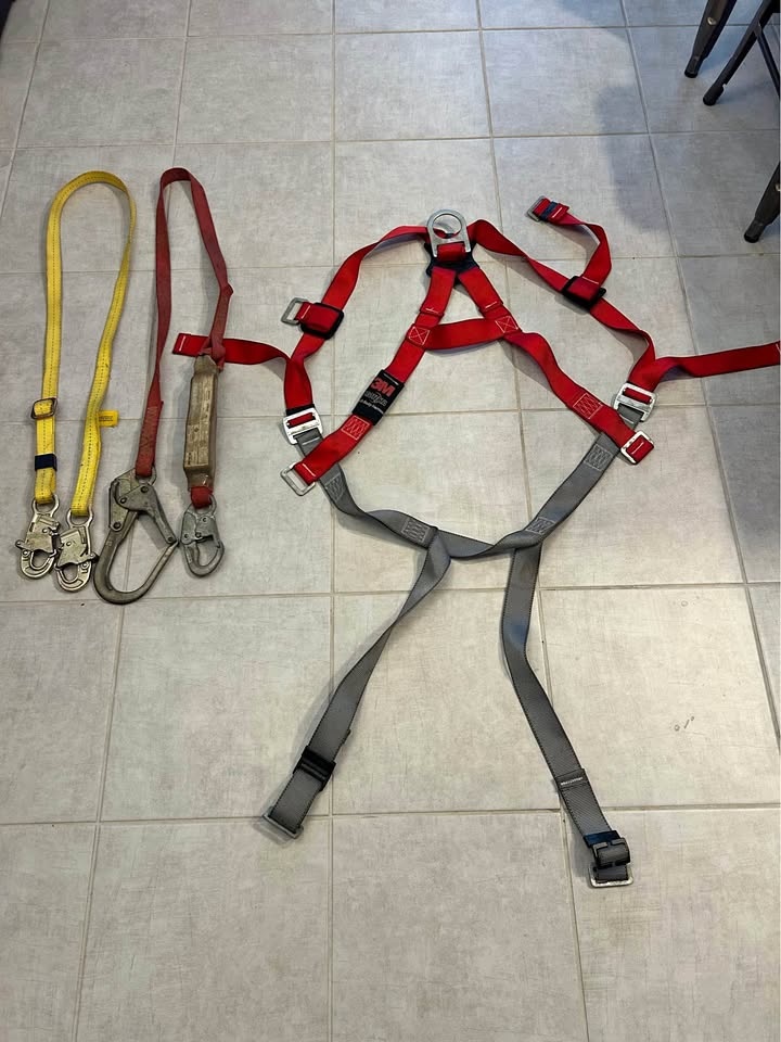 Fall Arrest Harness