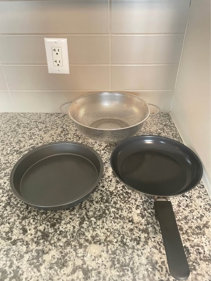 Huge Kitchen Essentials Bundle - Non-stick Pan, Utensils, Storag - photo 2