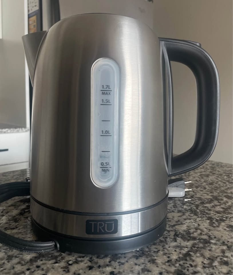 $15 TRU 1.7L Stainless Steel Electric Kettle - photo 4