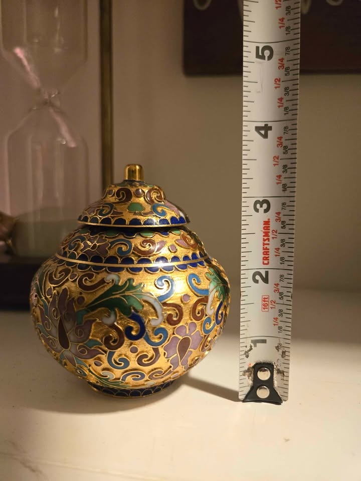 Vintage Chinese Cloisonne Hand-painted Mini Trinket Jar - photo 2