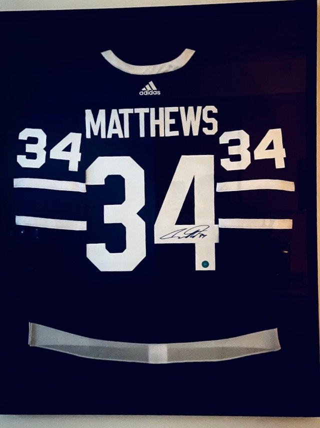 Auston Matthews Framed Autographed Jersey (A.J. Sports Hologram) - photo 4