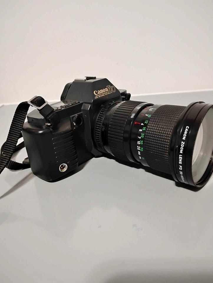 Vintage Canon T70 with Zoom Lens & Accessories