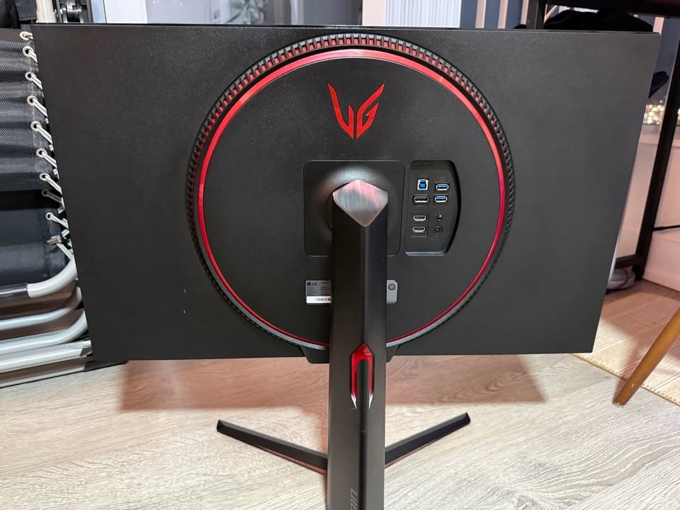 LG 32GP850-B 32" QHD Nano IPS Gaming Monitor - photo 3
