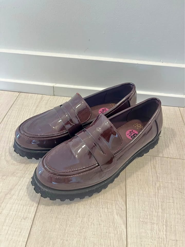 Women loafers size 8.5
