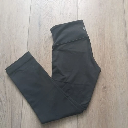 Lululemon Black Crop Leggings Size 4 High Rise Yoga Pants - photo 5