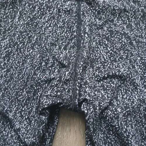 Lululemon Wunder Under Leggings Black & White Print Size 4 - photo 4