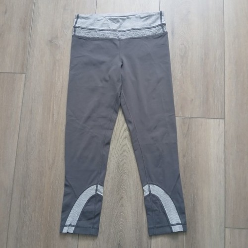 Lululemon Cropped Leggings Grey w/ Stripe Waistband Back Pocket