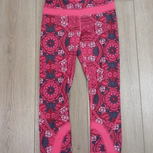 Lululemon Wunder Under Crop Leggings Size 4 Rose Stained Glass