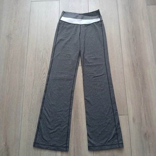 Lululemon Groove Bootcut Yoga Pants Grey Black XS