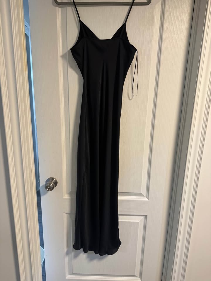 Women’s Clothing Bundle #5: Dresses and Skirt (5 items) - photo 2