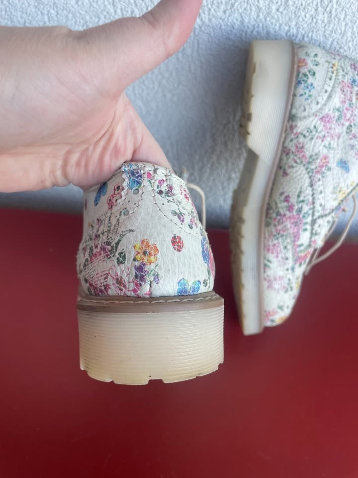 Floral Pattern Italian Leather Shoes - Dr. Martens Style - US 8 - photo 3