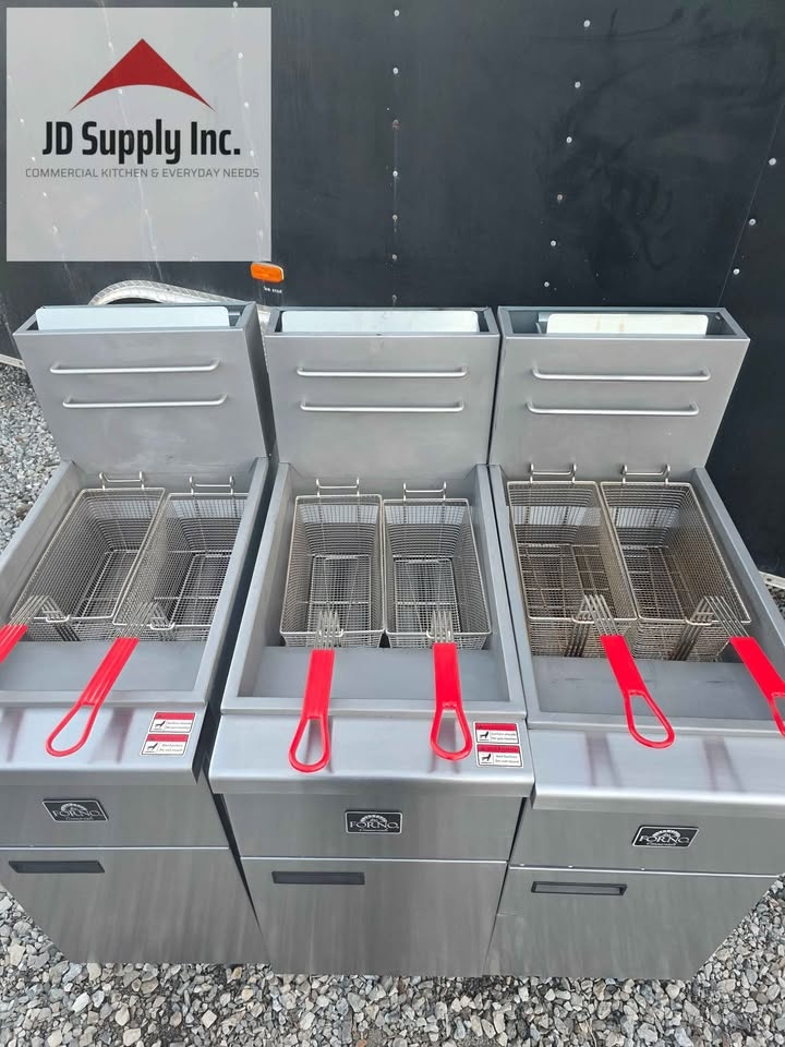 Forno 15.5 in. 40 lb Stainless Steel Natural Gas Commercial Deep - photo 5