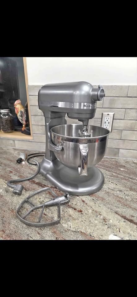 Kitchenaid 590w 6Qt Stand Mixer For Sale