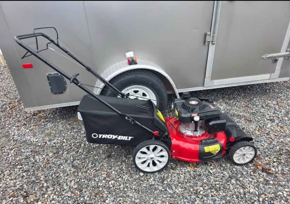 Troy-Bilt 21-inch 159cc Self Propelled Mower - photo 2