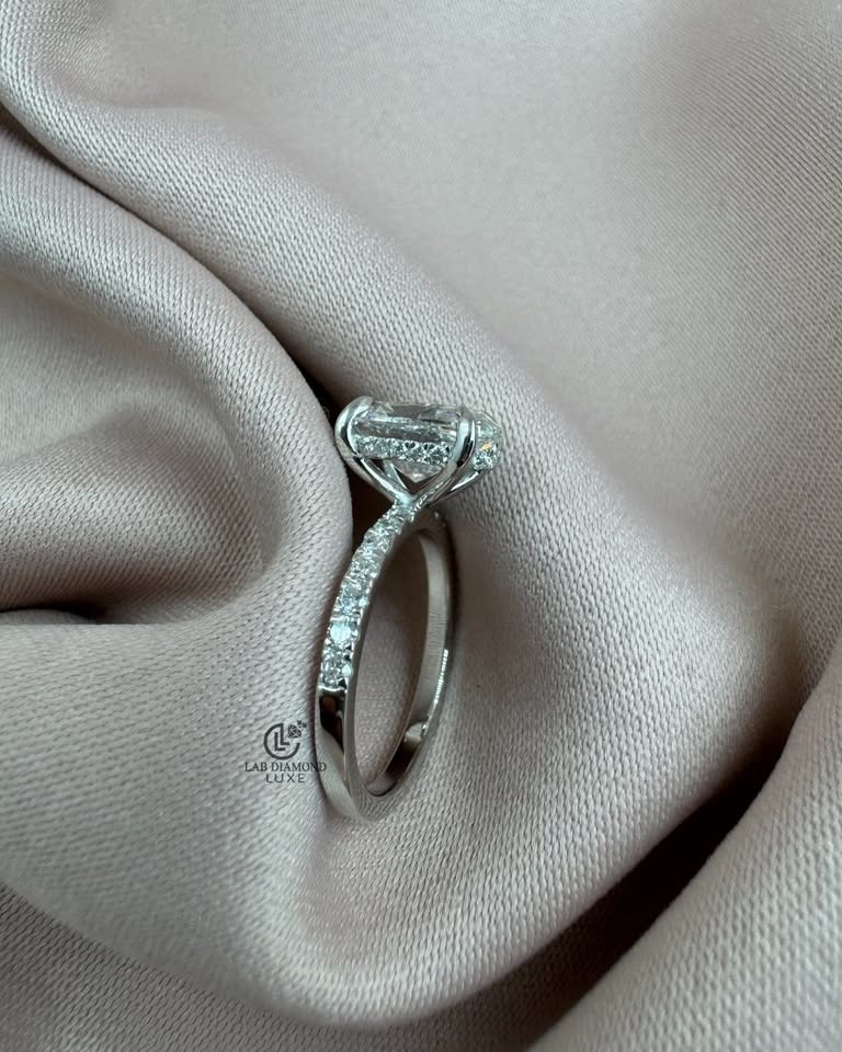 3.00CT Oval Lab Diamond Engagement Ring | 14K White Gold Pave Ba - photo 5