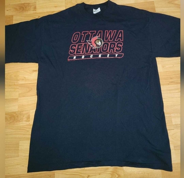 Vintage 90s Ottawa Senators Black Tee XL