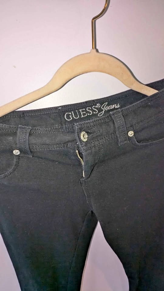 GUESS Perfect Black Skinny Stretchy Jeans
