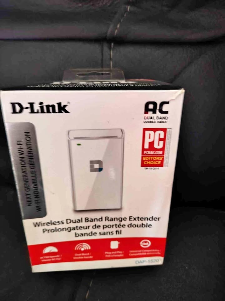 D-Link AC750 Wireless Dual Band Range Extender - DAP-1520