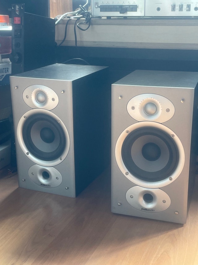 POLK RTi4 BOOKSHELF SPEAKERS